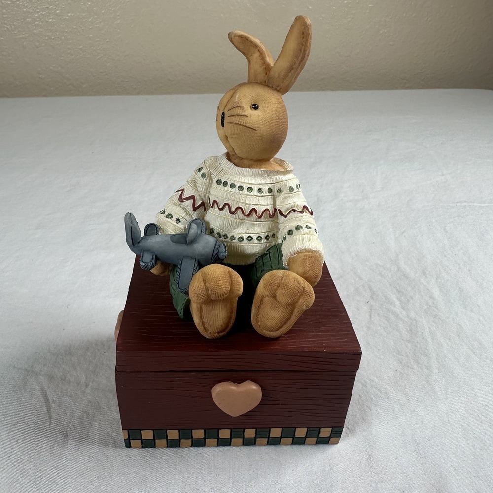 House Of Lloyd Resin Benjamin Bunny Trinket Box Figurine with Airplane and Heart